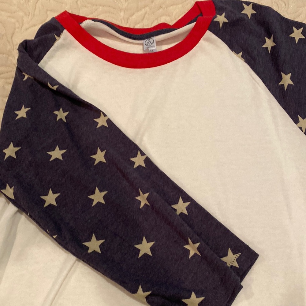 3/4 sleeve shirt